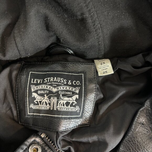 Levi's Women's Plus 2XL Black Faux Leather Hooded Motorcycle Jacket Biker Moto - Picture 2 of 8